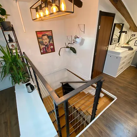 Bed & Breakfast Rustic Retreat *