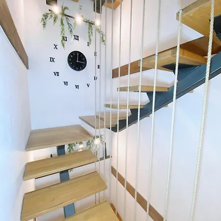 Rustic Retreat ベッド・アンド・ブレックファスト Múggia