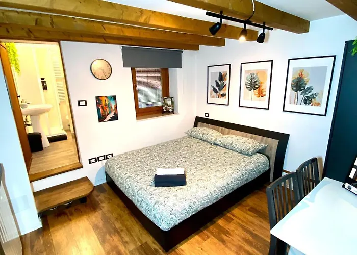 Bed & Breakfast Rustic Retreat 3*